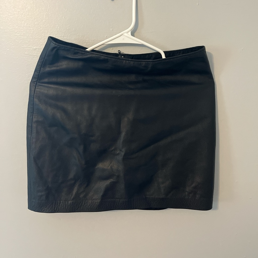 Elegant Black Mini Skirt